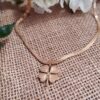 Collar en Acero Inoxidable Oro con Trébol de Cuatro Hojas – Símbolo de Suerte y Prosperidad
