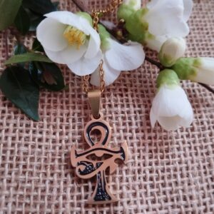 ✨ Cruz Egipcia con Ojo de Horus (Udyat) – Amuleto de Poder y Protección Ancestral ✨
