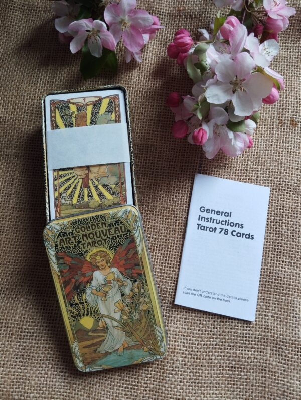 🌟🎴 Tarot Art Nouveau con Bordes Dorados – Edición en Caja Metálica 🎴🌟