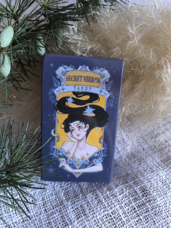 Tarot Secret Mirror – 78 Cartas de Fantasía y Autoconocimiento