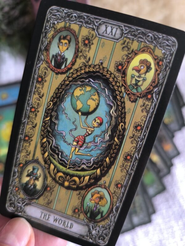 IMG_20251029_140407 Tarot The Dark Mansion – 78 Cartas de Fantasía Victoriana y Misterio Oculto