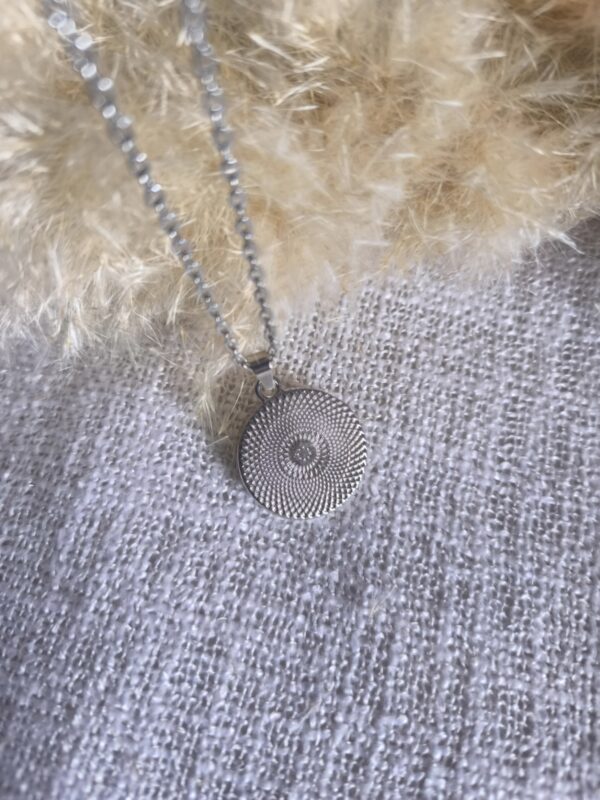 Collar Árbol de la Vida – Colgante Cajita de Energía y Conexión Espiritual