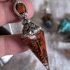 Péndulo de Orgonita de Mineral y Cobre – Energía Equilibrante y Conexión Espiritual