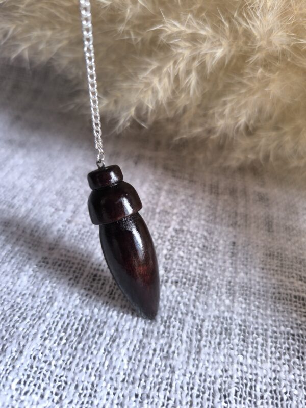 Péndulo Bellota de Madera – Ligero, Neutro y Preciso para Radiestesia