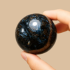 Esfera de Astrofilita Natural 5-6 cm – Piedra de las Estrellas